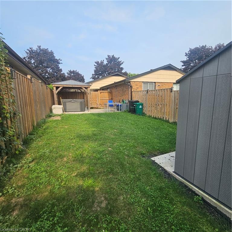 2-52 Selkirk Court, Kitchener, ON, N2E 1M3 - 28