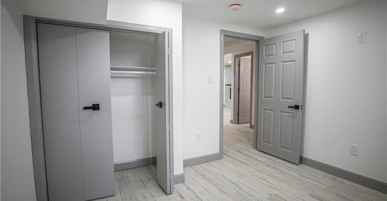 2-52 Selkirk Court, Kitchener, ON, N2E 1M3 - 16