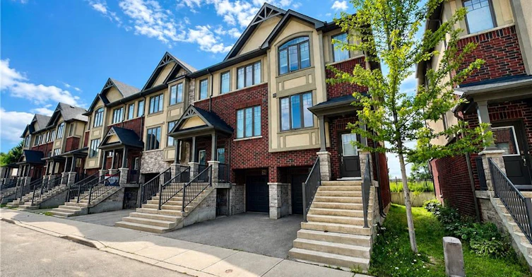 83-1169 Garner Road E, Hamilton, ON, L9G 0G8