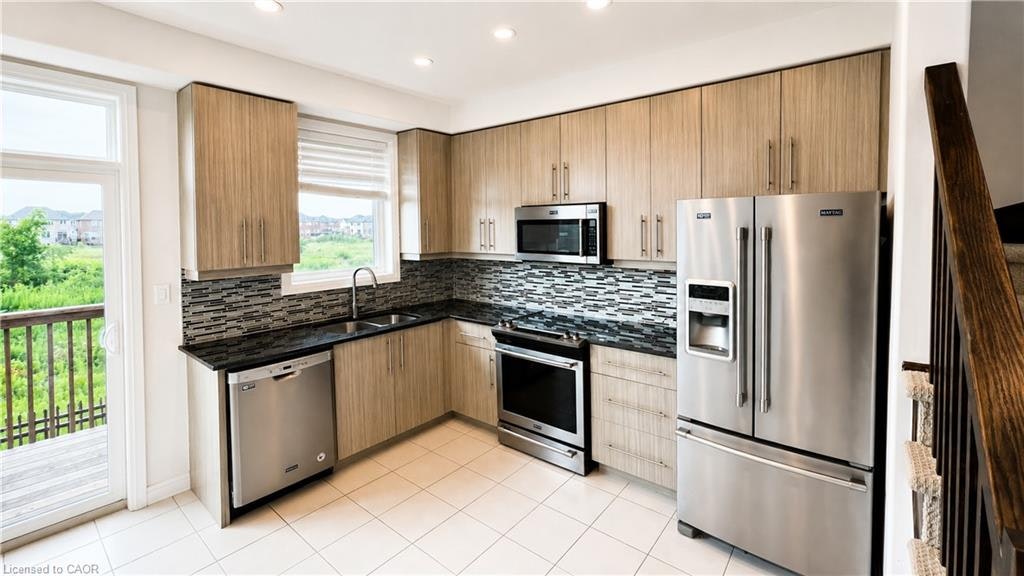 83-1169 Garner Road E, Hamilton, ON, L9G 0G8 - 14