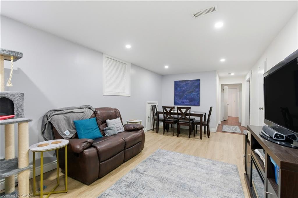 Bsmt-111 Britten Close, Hamilton, ON, L9C 4K1 - 3