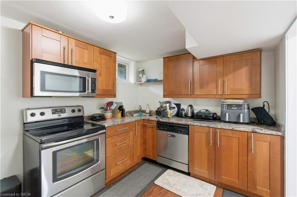 Bsmt-111 Britten Close, Hamilton, ON, L9C 4K1 - 8