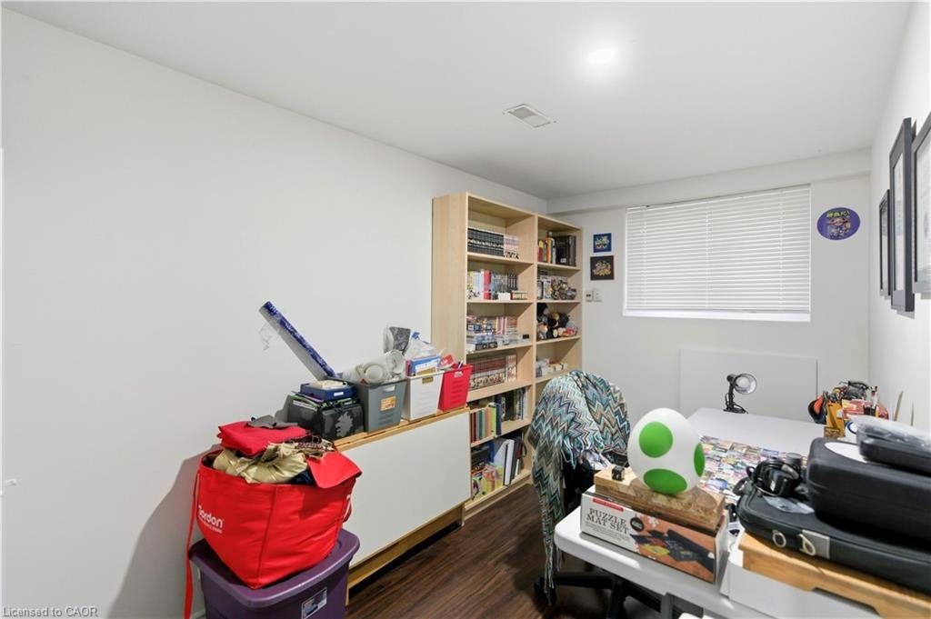 Bsmt-111 Britten Close, Hamilton, ON, L9C 4K1 - 13