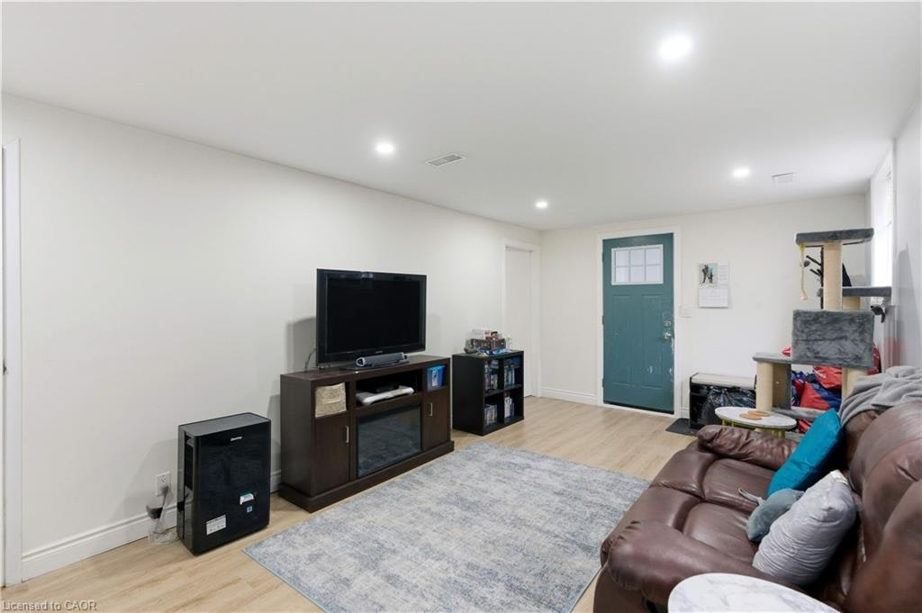 Bsmt-111 Britten Close, Hamilton, ON, L9C 4K1 - 6