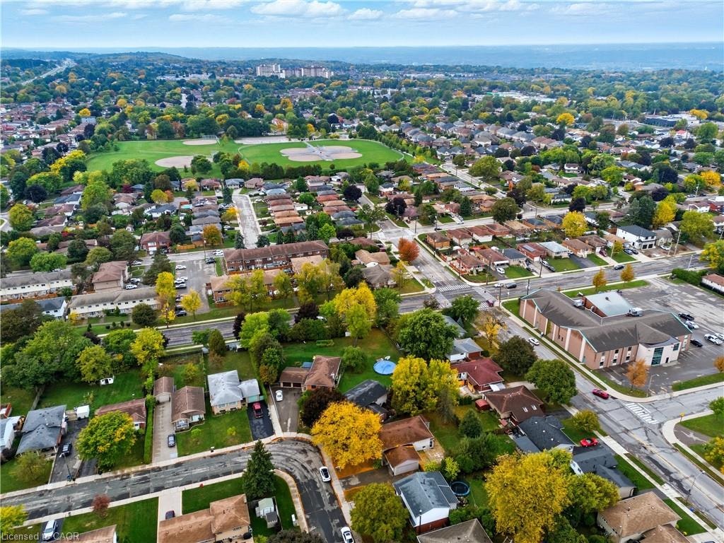 Bsmt-111 Britten Close, Hamilton, ON, L9C 4K1 - 24
