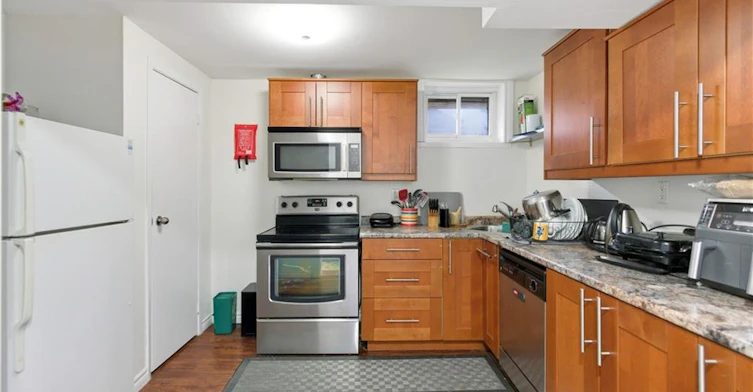 Bsmt-111 Britten Close, Hamilton, ON, L9C 4K1 - 7