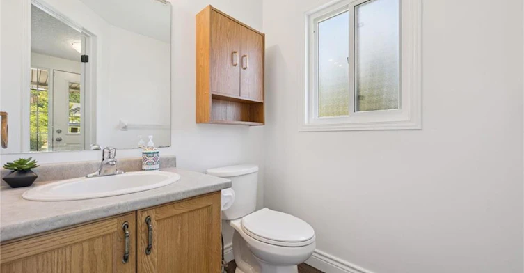 71 Peach Blossom Crescent, Kitchener, ON, N2E 3Z7 - 5