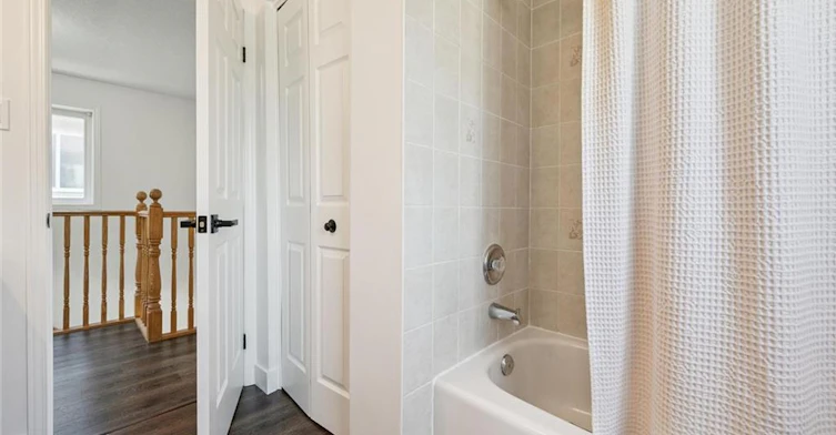 71 Peach Blossom Crescent, Kitchener, ON, N2E 3Z7 - 27
