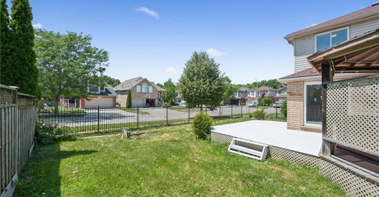71 Peach Blossom Crescent, Kitchener, ON, N2E 3Z7 - 41