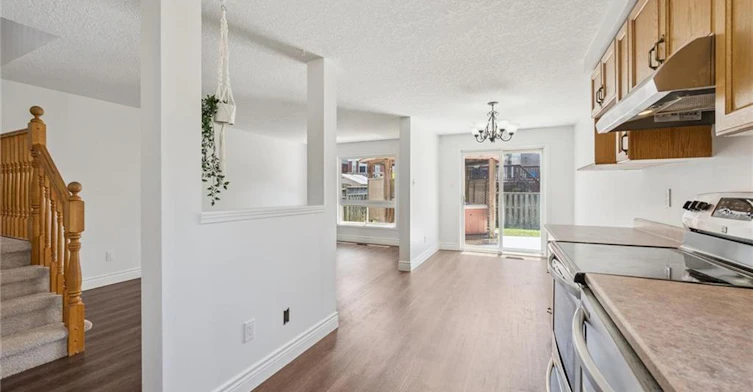 71 Peach Blossom Crescent, Kitchener, ON, N2E 3Z7 - 16