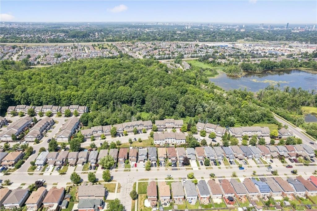 71 Peach Blossom Crescent, Kitchener, ON, N2E 3Z7 - 47
