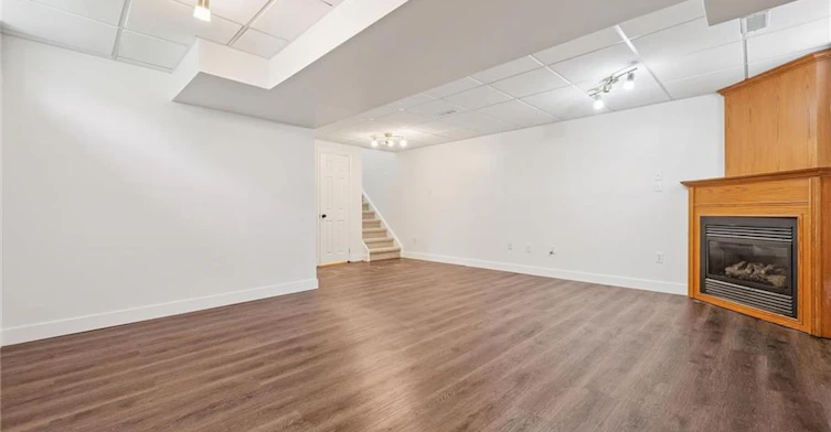 71 Peach Blossom Crescent, Kitchener, ON, N2E 3Z7 - 35