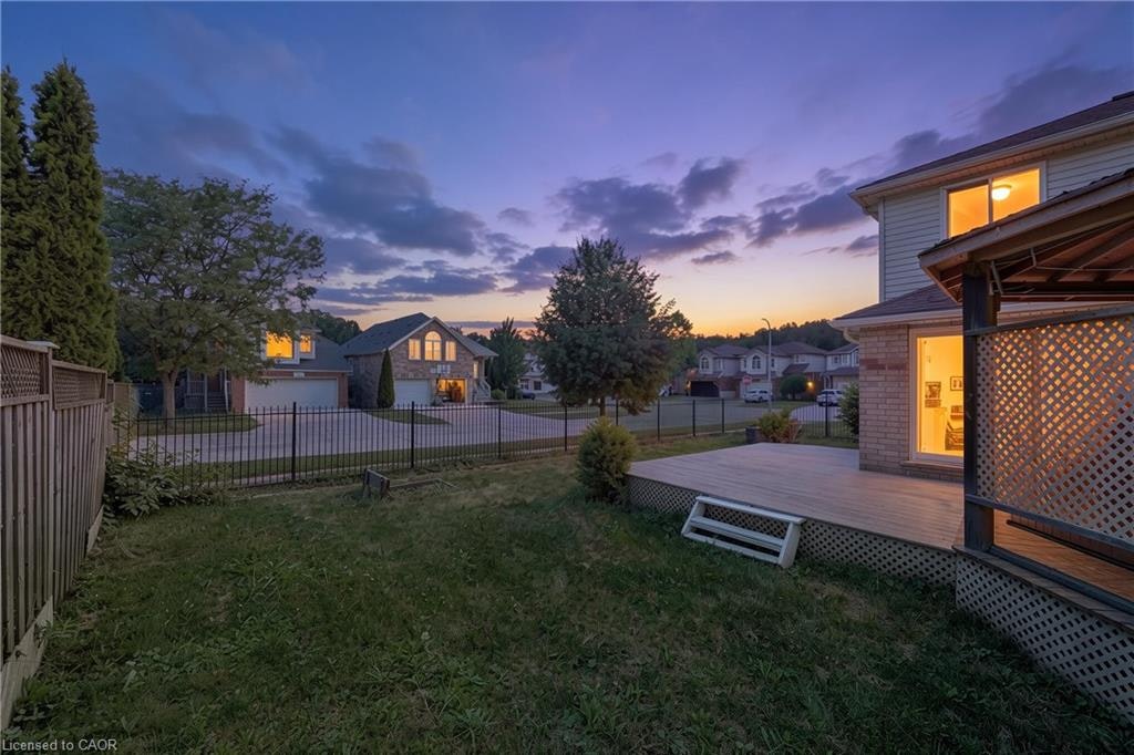 71 Peach Blossom Crescent, Kitchener, ON, N2E 3Z7 - 42