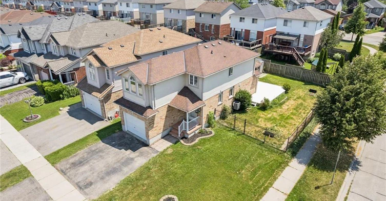 71 Peach Blossom Crescent, Kitchener, ON, N2E 3Z7 - 3