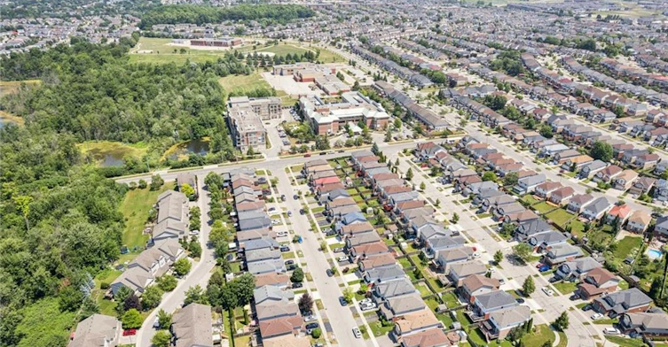 71 Peach Blossom Crescent, Kitchener, ON, N2E 3Z7 - 46