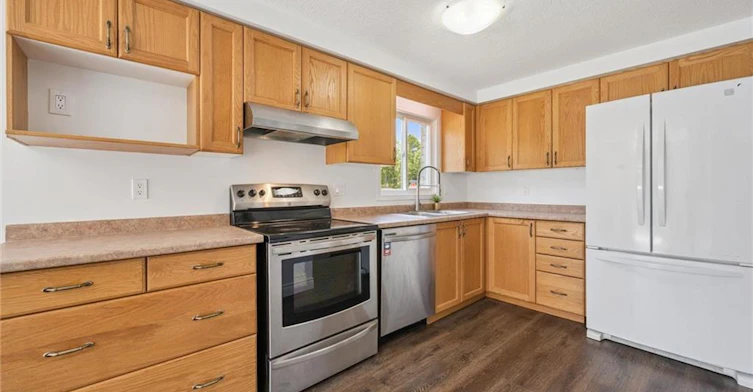 71 Peach Blossom Crescent, Kitchener, ON, N2E 3Z7 - 14