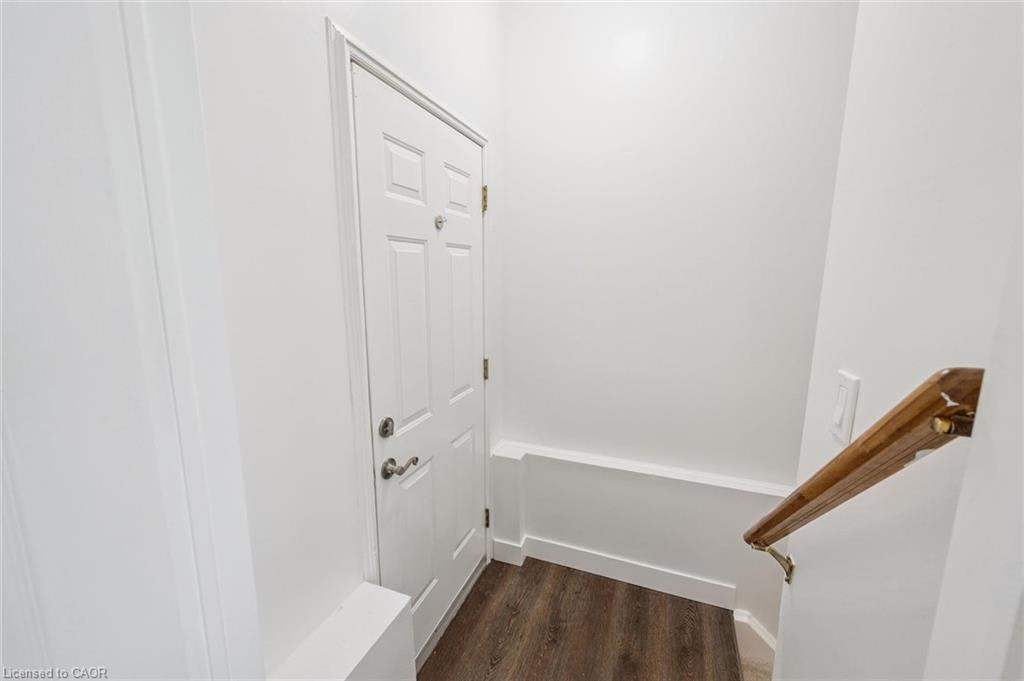 71 Peach Blossom Crescent, Kitchener, ON, N2E 3Z7 - 32