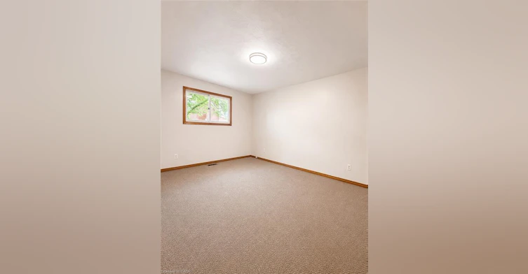 UPPER-101 Carson Drive, Kitchener, ON, N2B 2Z4 - 10