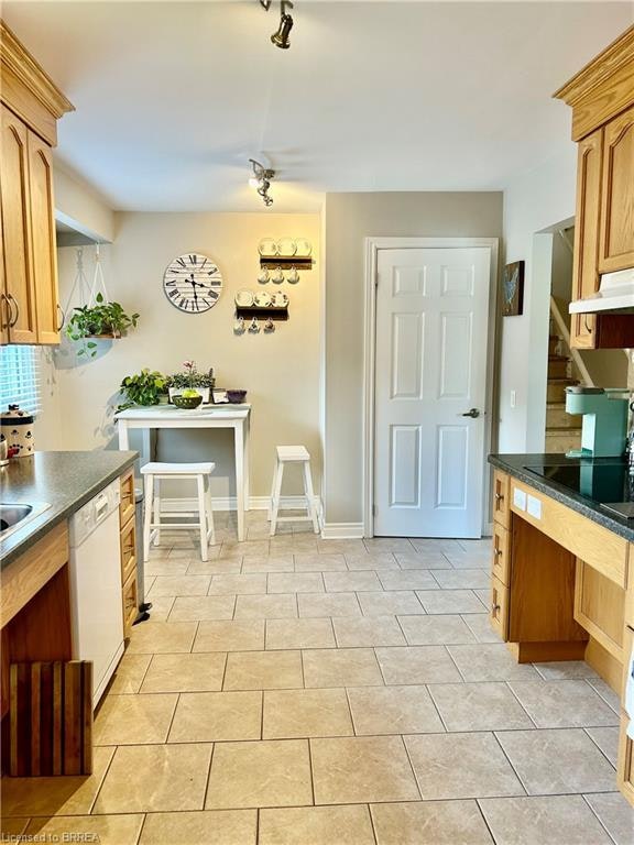 upper-130 Brantwood Park Road, Brantford, ON, N3P 1G3 - 3