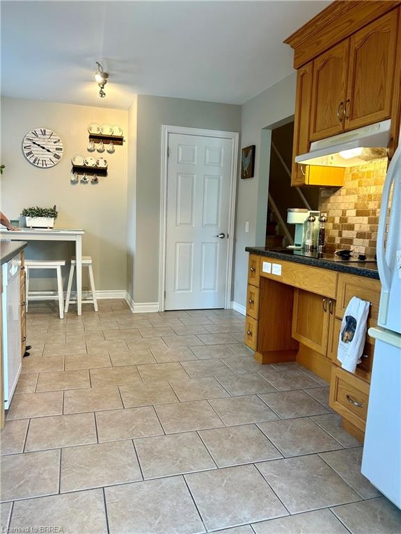 upper-130 Brantwood Park Road, Brantford, ON, N3P 1G3 - 12