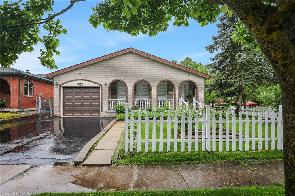 7812 Badger Road, Niagara Falls, ON, L2H 2J5