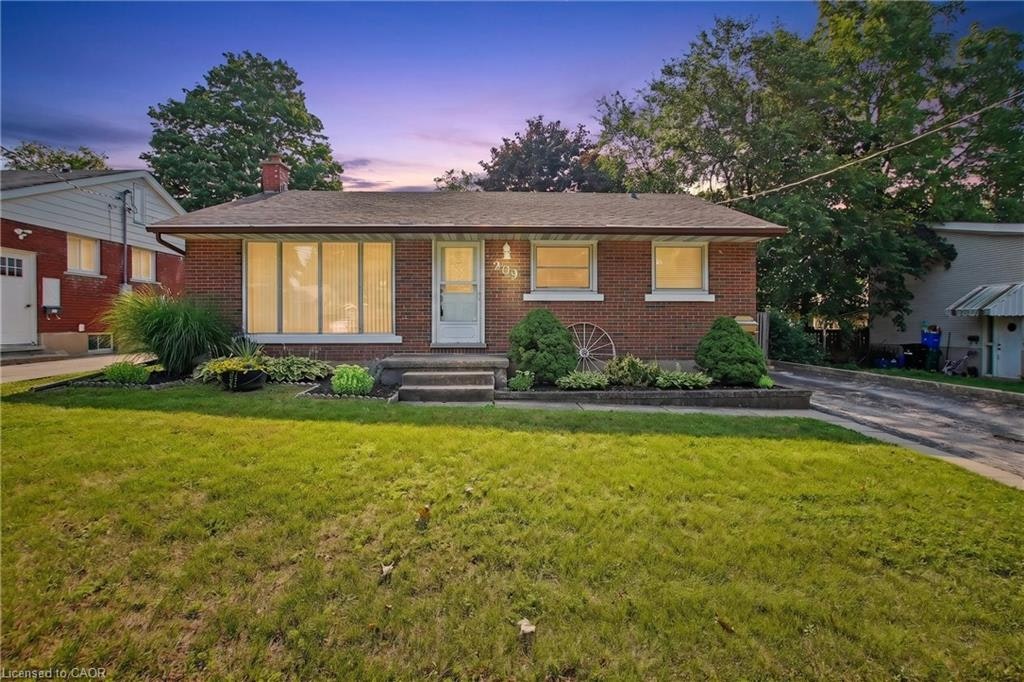 209 Franklin Street S, Kitchener, ON, N2C 1R8