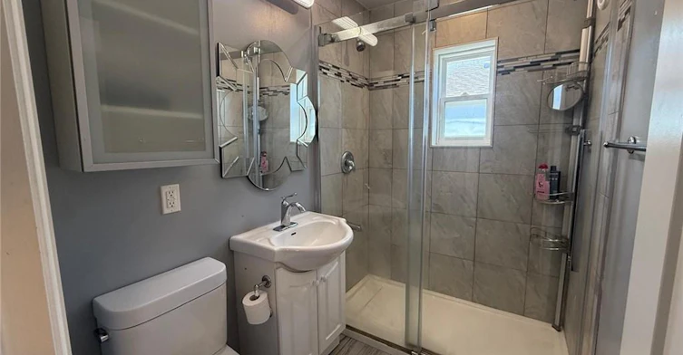 7 Greenwood Street, Hamilton, ON, L8T 3N2 - 10