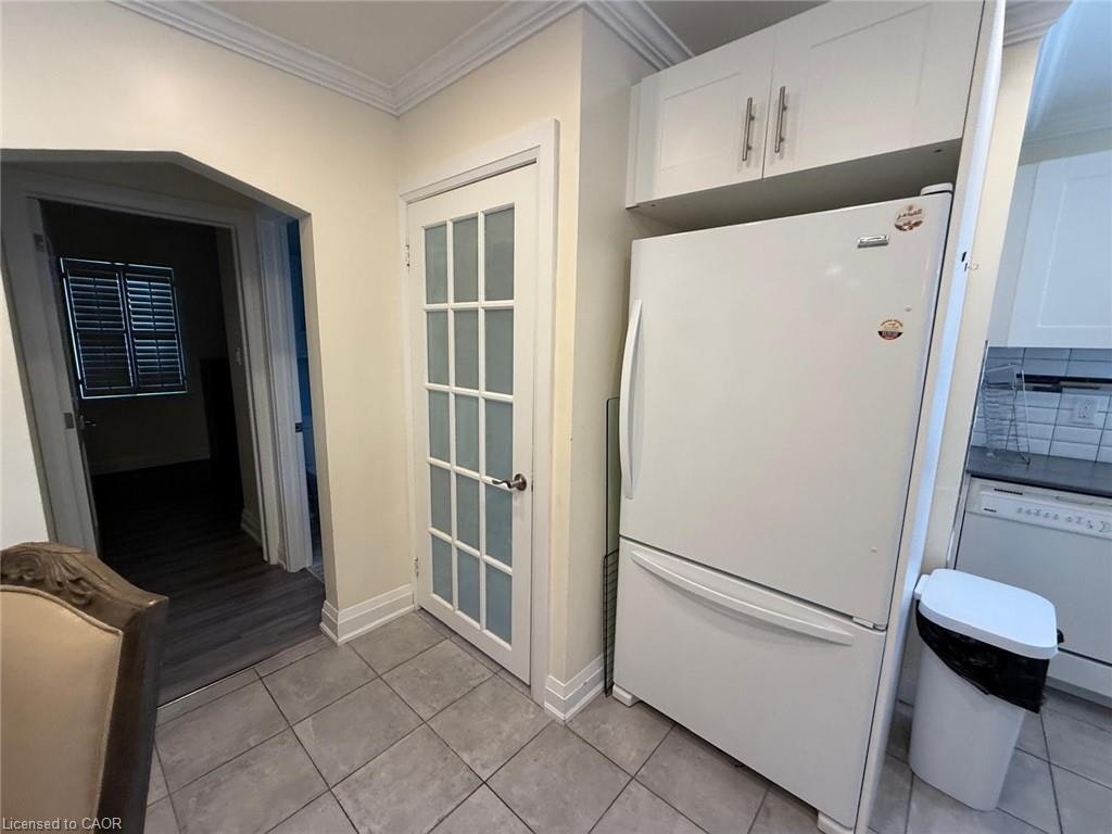 7 Greenwood Street, Hamilton, ON, L8T 3N2 - 9