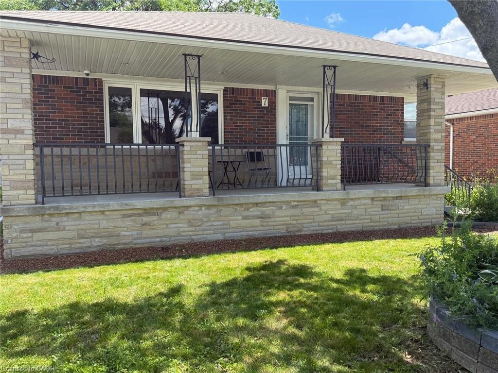 7 Greenwood Street, Hamilton, ON, L8T 3N2 - 2