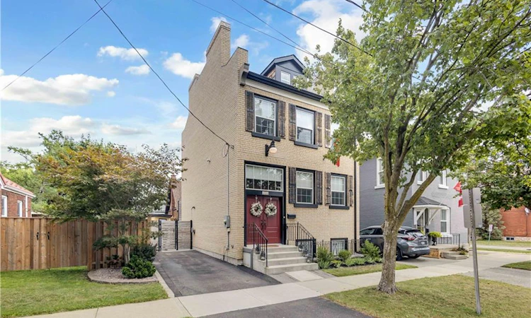 220 Sheridan Street