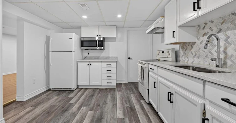 Basement-216 Sioux Road, Hamilton, ON, L9G 1P8 - 11