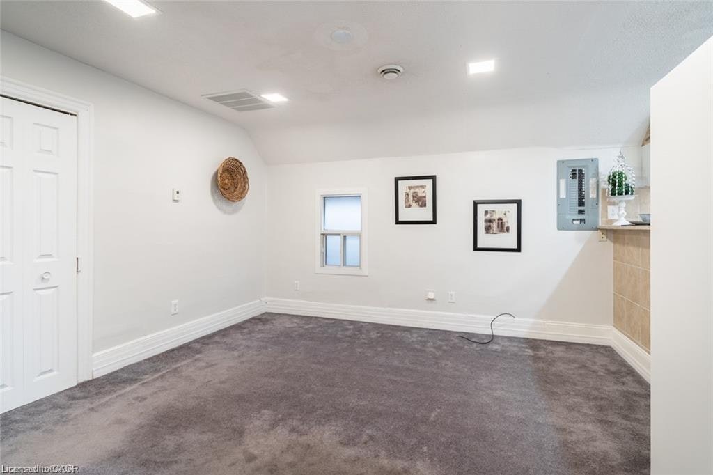 Upper-188 Sherman Avenue N, Hamilton, ON, L8L 6M9 - 9
