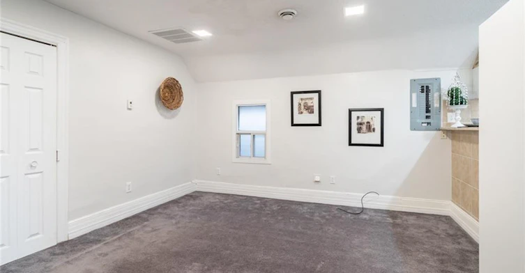 Upper-188 Sherman Avenue N, Hamilton, ON, L8L 6M9 - 9