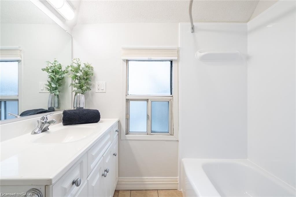 Upper-188 Sherman Avenue N, Hamilton, ON, L8L 6M9 - 21