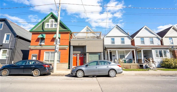 Upper-188 Sherman Avenue N, Hamilton, ON, L8L 6M9 - 2