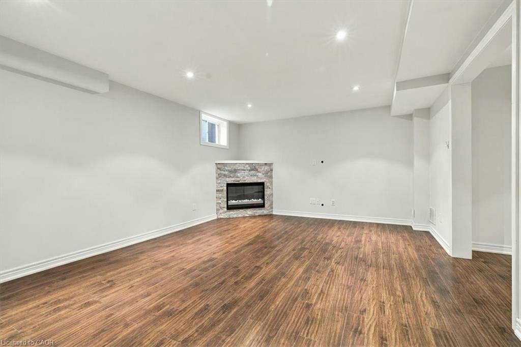 2328 Whistling Springs Crescent, Oakville, ON, L6M 0C3 - 21