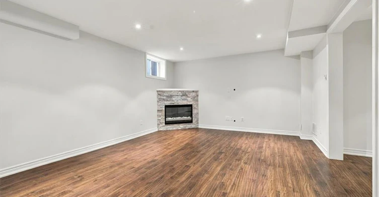 2328 Whistling Springs Crescent, Oakville, ON, L6M 0C3 - 21