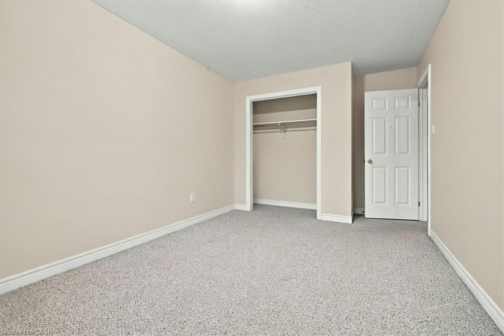 2328 Whistling Springs Crescent, Oakville, ON, L6M 0C3 - 15