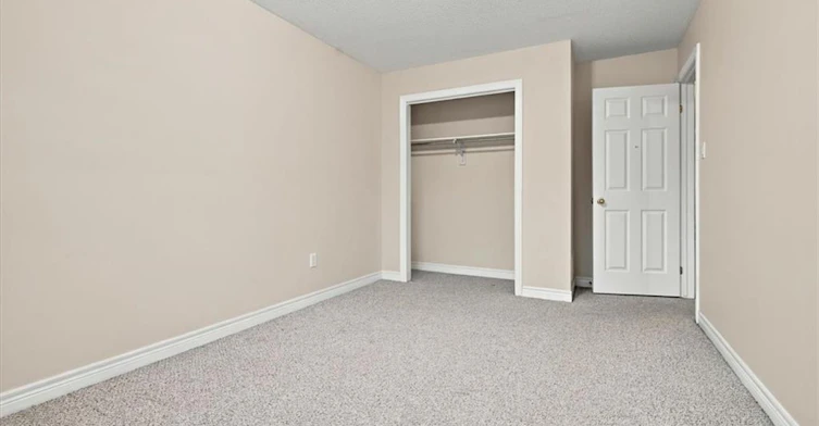 2328 Whistling Springs Crescent, Oakville, ON, L6M 0C3 - 15