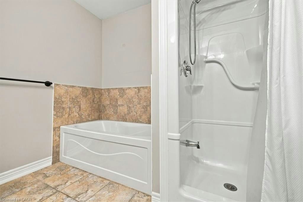 2328 Whistling Springs Crescent, Oakville, ON, L6M 0C3 - 13