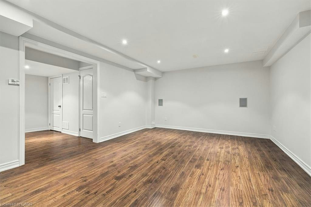 2328 Whistling Springs Crescent, Oakville, ON, L6M 0C3 - 22