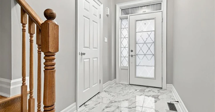 2328 Whistling Springs Crescent, Oakville, ON, L6M 0C3 - 3