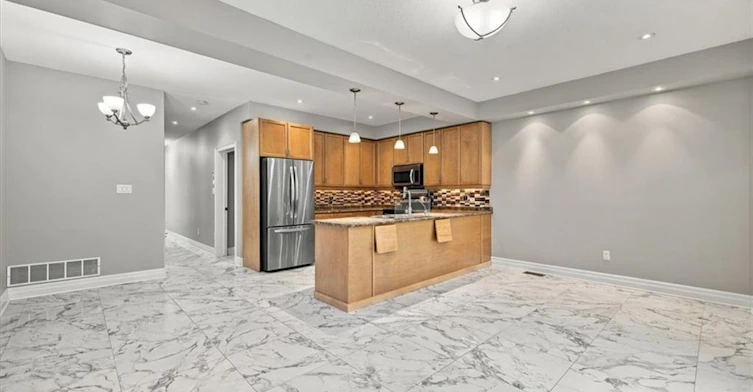 2328 Whistling Springs Crescent, Oakville, ON, L6M 0C3 - 6