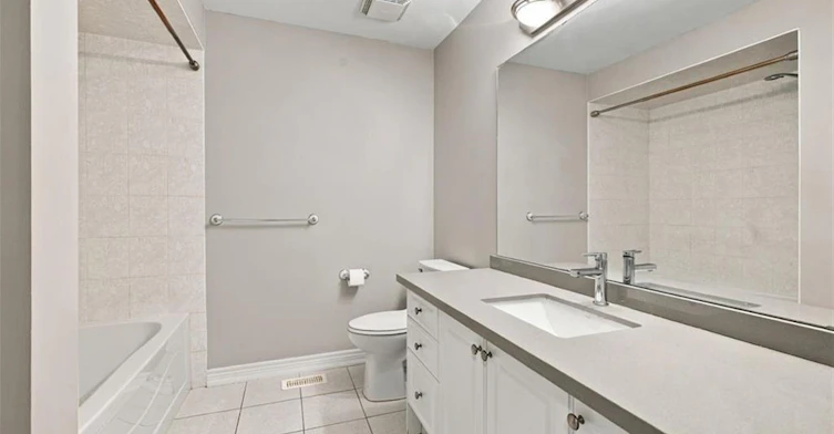 2328 Whistling Springs Crescent, Oakville, ON, L6M 0C3 - 18