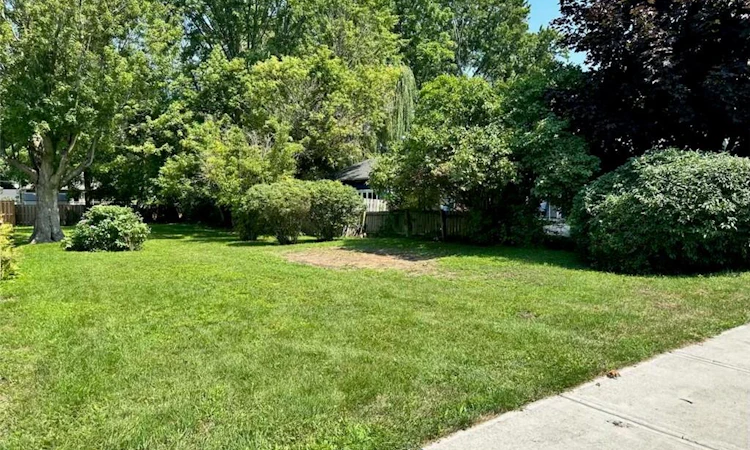 VL North Cayuga Street W