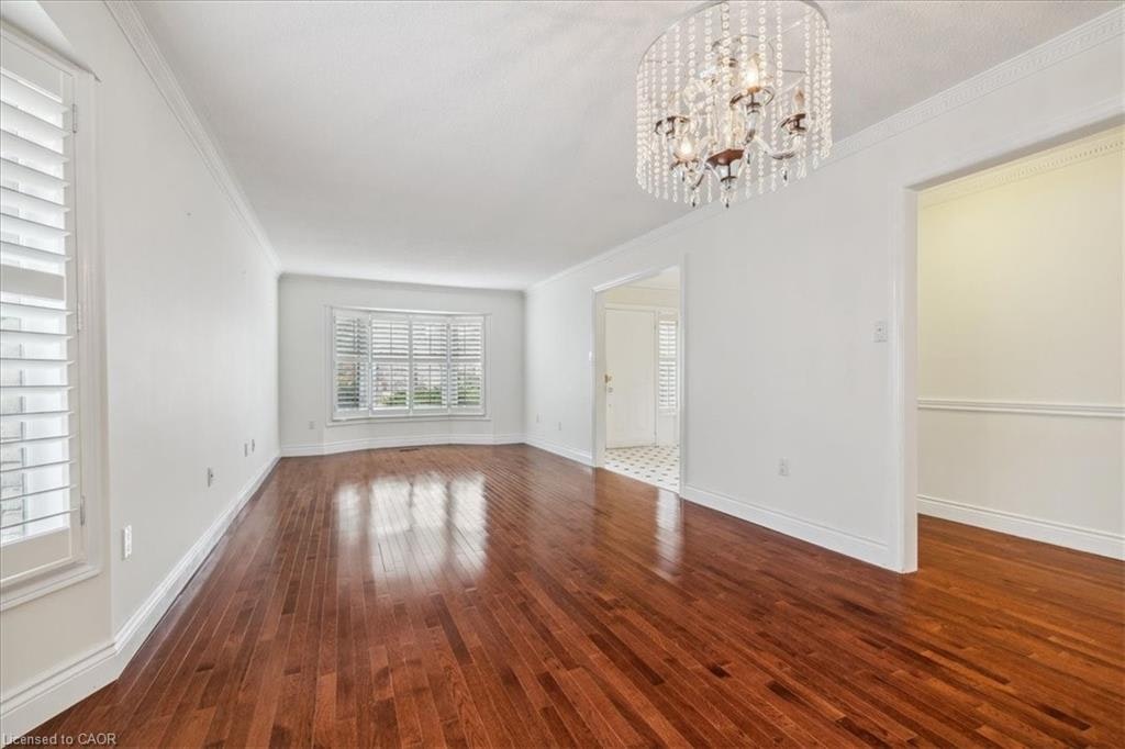 172 River Oaks Boulevard E, Oakville, ON, L6H 5N7 - 4