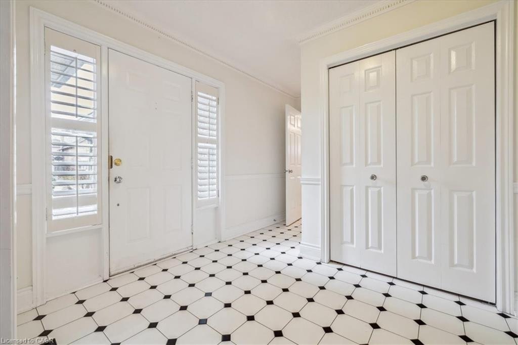 172 River Oaks Boulevard E, Oakville, ON, L6H 5N7 - 3