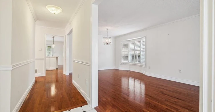 172 River Oaks Boulevard E, Oakville, ON, L6H 5N7 - 2