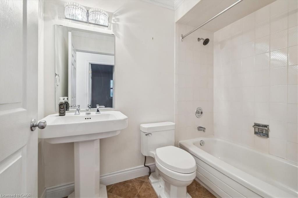 172 River Oaks Boulevard E, Oakville, ON, L6H 5N7 - 25