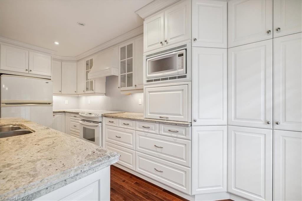 172 River Oaks Boulevard E, Oakville, ON, L6H 5N7 - 12